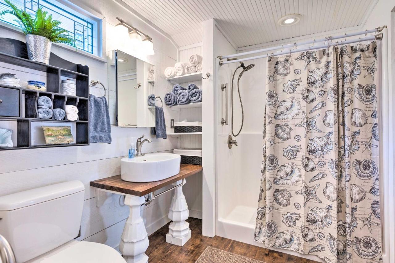 Historic Biloxi Bay Cottage With Beautiful View Ocean Springs Extérieur photo