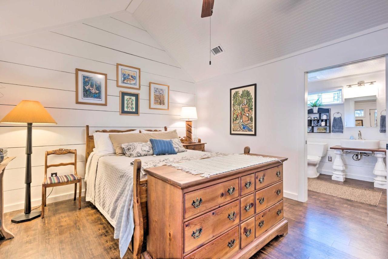 Historic Biloxi Bay Cottage With Beautiful View Ocean Springs Extérieur photo