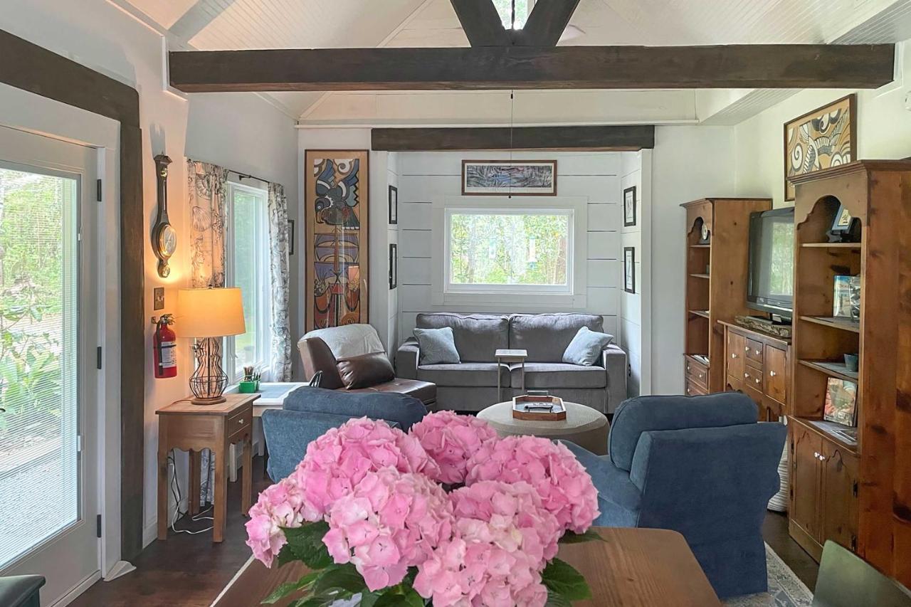 Historic Biloxi Bay Cottage With Beautiful View Ocean Springs Extérieur photo