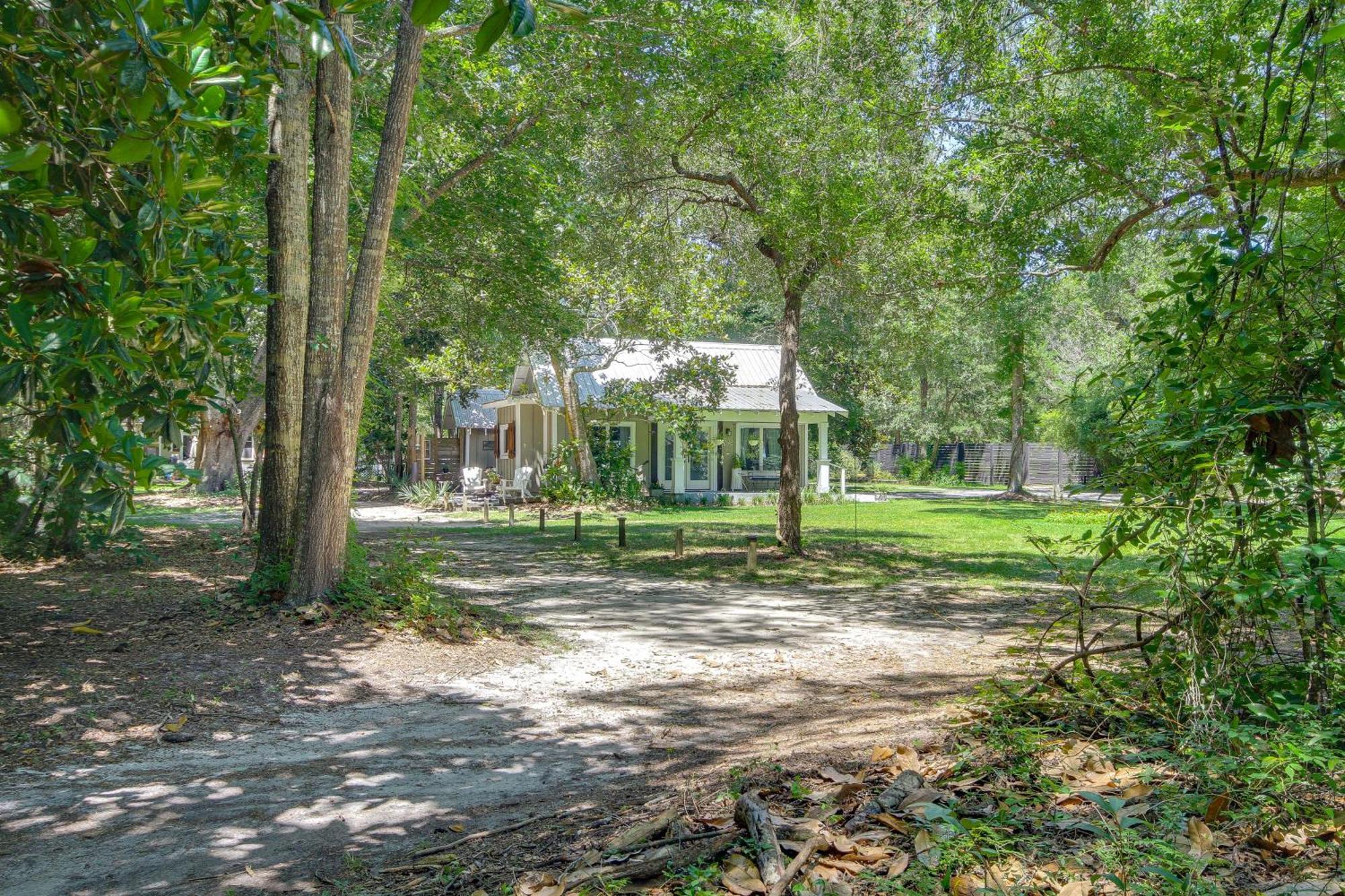 Historic Biloxi Bay Cottage With Beautiful View Ocean Springs Extérieur photo